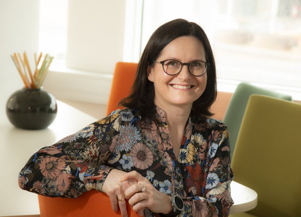 Úrræði í atvinnutengdri starfsendurhæfingu í takt við færni einstaklings og hindranir til atvinnuþát…