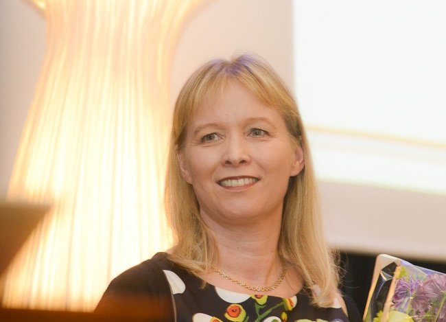 Stjórnvísiverðlaun til Vigdísar